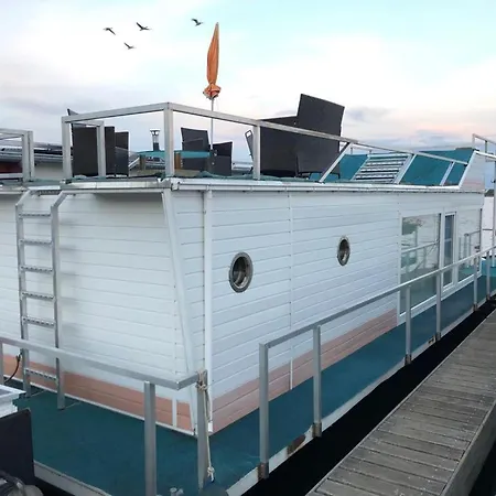 Hausboot Plaue